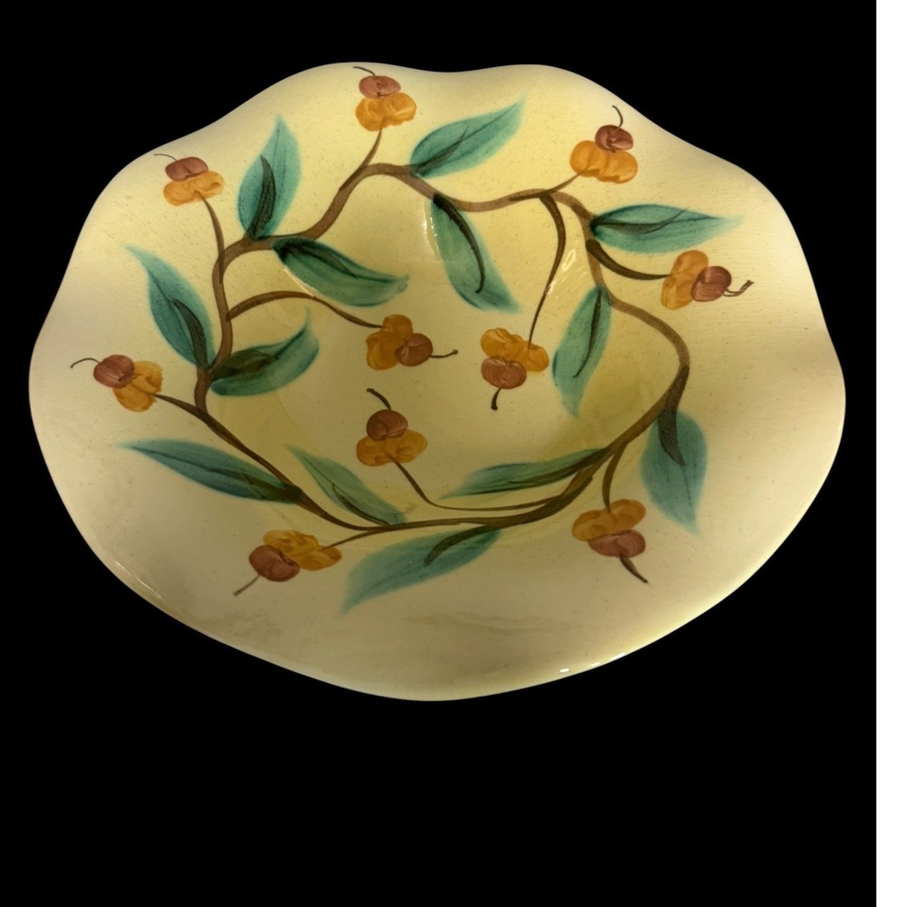 Gail Pittman Hand Painted Ceramic Bowl Yellow Scalloped Botanical Vine Berry EX